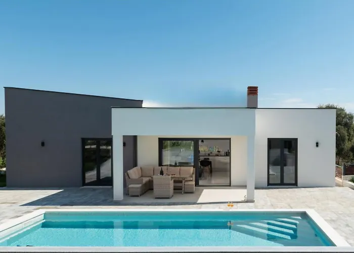 Villa Mateo 2