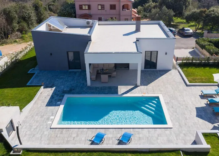 Villa Mateo 2